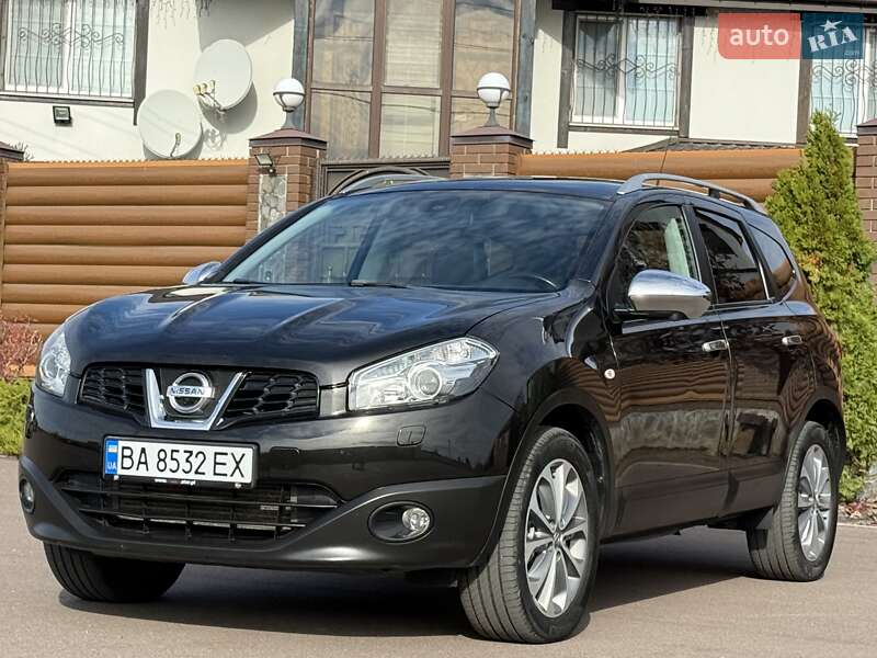 Внедорожник / Кроссовер Nissan Qashqai+2 2012 в Киеве