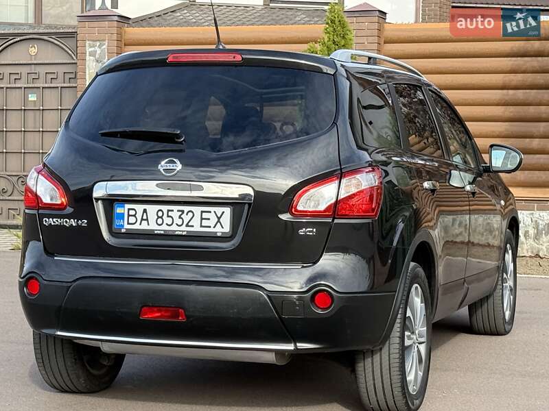 Внедорожник / Кроссовер Nissan Qashqai+2 2012 в Киеве