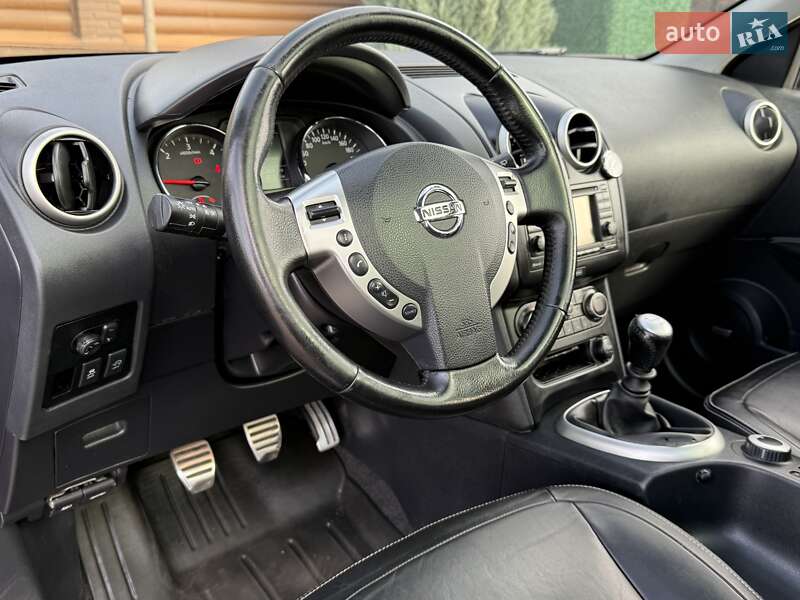 Внедорожник / Кроссовер Nissan Qashqai+2 2012 в Киеве