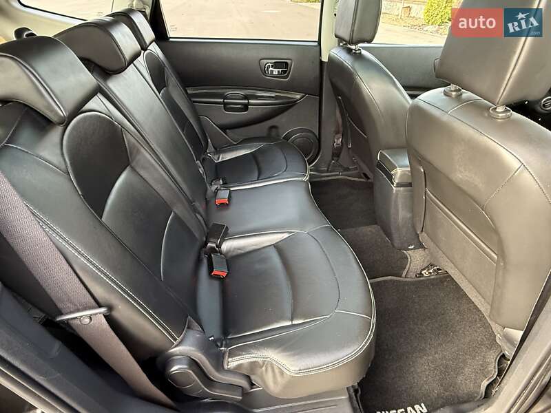 Внедорожник / Кроссовер Nissan Qashqai+2 2012 в Киеве