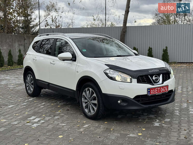 Внедорожник / Кроссовер Nissan Qashqai+2 2013 в Ровно