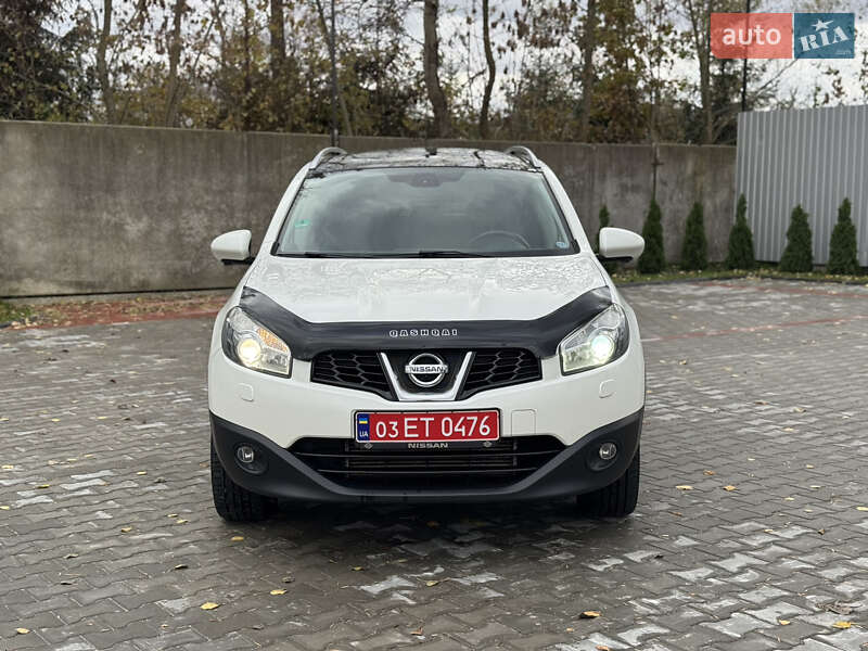 Внедорожник / Кроссовер Nissan Qashqai+2 2013 в Ровно