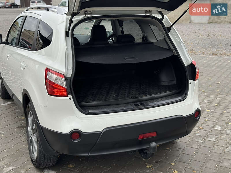 Внедорожник / Кроссовер Nissan Qashqai+2 2013 в Ровно