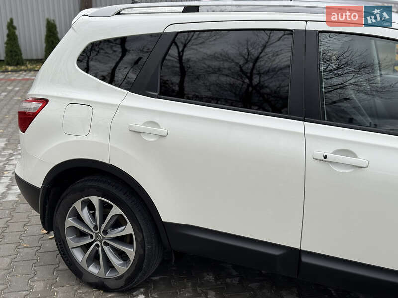 Внедорожник / Кроссовер Nissan Qashqai+2 2013 в Ровно