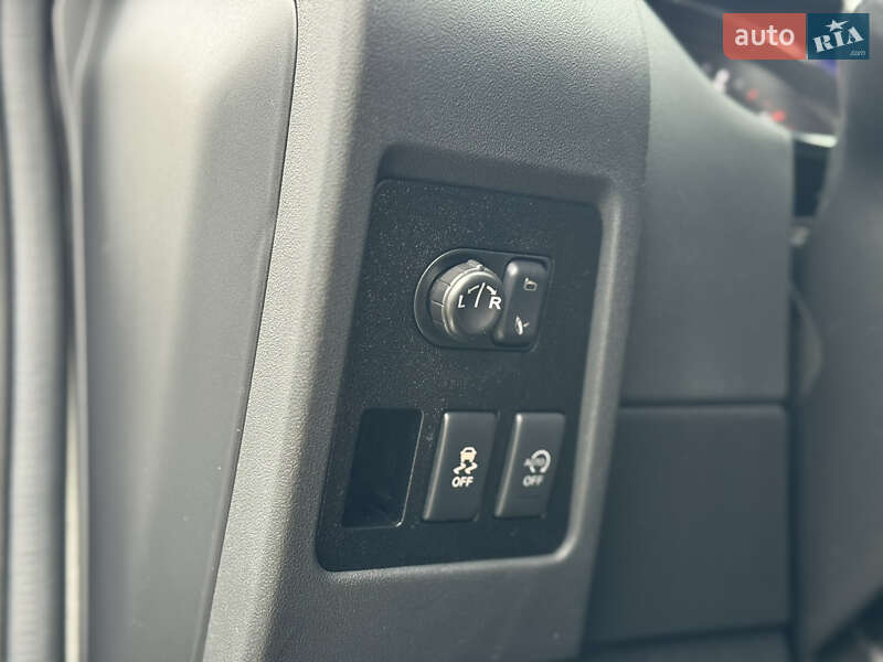 Внедорожник / Кроссовер Nissan Qashqai+2 2013 в Ровно