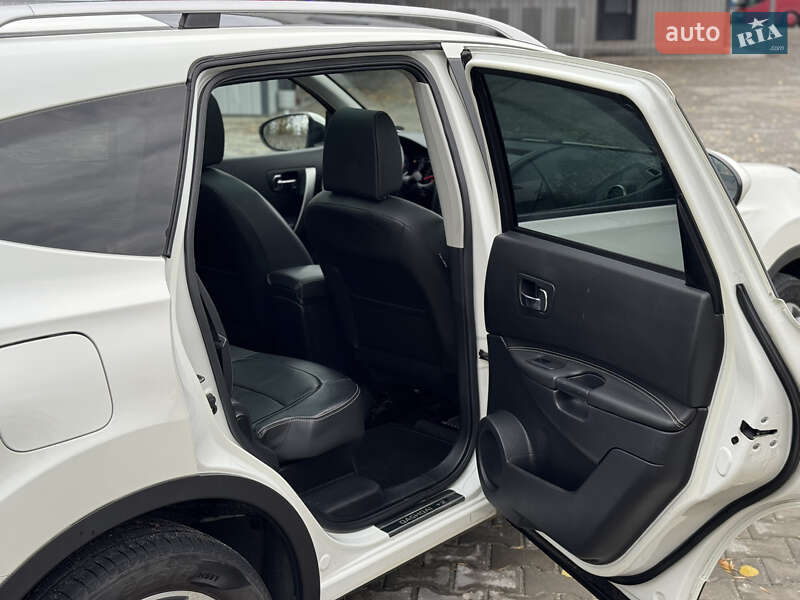 Внедорожник / Кроссовер Nissan Qashqai+2 2013 в Ровно