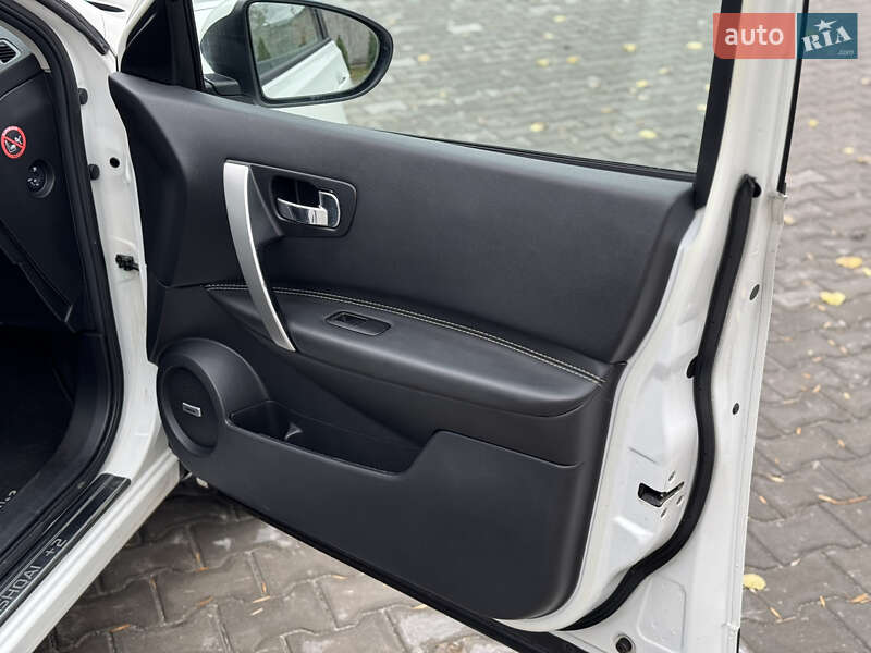 Внедорожник / Кроссовер Nissan Qashqai+2 2013 в Ровно