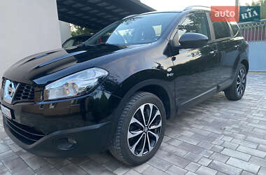 Позашляховик / Кросовер Nissan Qashqai+2 2011 в Вінниці