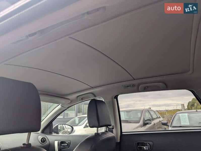 Внедорожник / Кроссовер Nissan Qashqai+2 2010 в Ровно фото 31 Внедорожник / Кроссовер Nissan Qashqai+2 2010 в Ровно