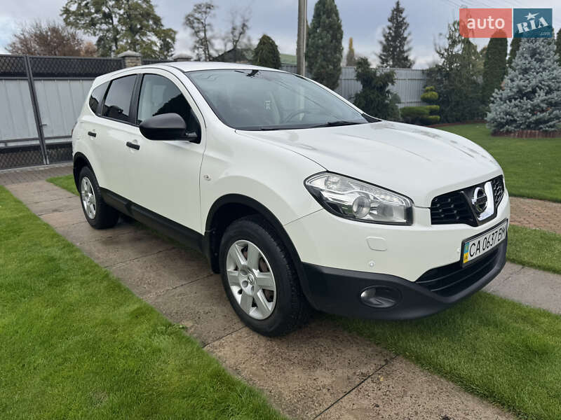 Внедорожник / Кроссовер Nissan Qashqai+2 2013 в Черкассах фото 4 Внедорожник / Кроссовер Nissan Qashqai+2 2013 в Черкассах