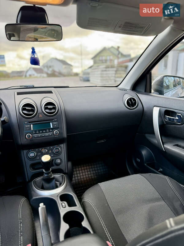 Внедорожник / Кроссовер Nissan Qashqai+2 2012 в Новояворовске фото 37 Внедорожник / Кроссовер Nissan Qashqai+2 2012 в Новояворовске