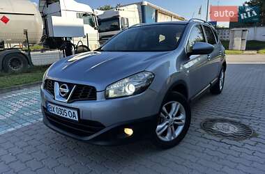 Позашляховик / Кросовер Nissan Qashqai+2 2010 в Хмельницькому