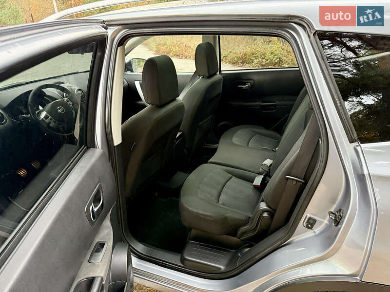 Внедорожник / Кроссовер Nissan Qashqai+2 2011 в Нетешине фото 17 Внедорожник / Кроссовер Nissan Qashqai+2 2011 в Нетешине