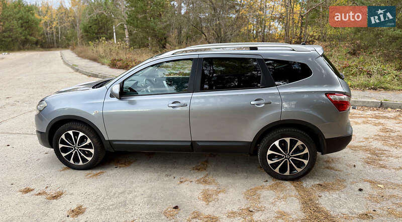 Внедорожник / Кроссовер Nissan Qashqai+2 2011 в Нетешине фото 4 Внедорожник / Кроссовер Nissan Qashqai+2 2011 в Нетешине