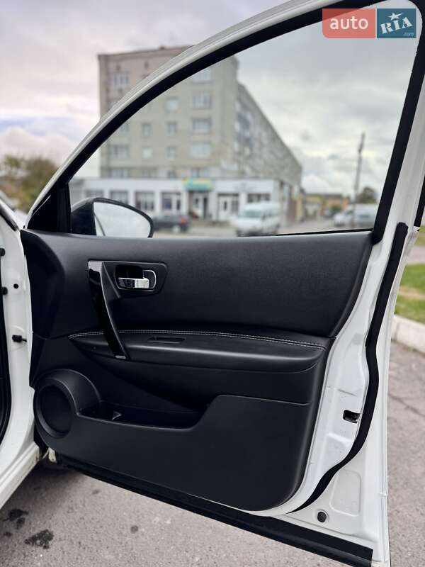 Внедорожник / Кроссовер Nissan Qashqai+2 2013 в Дубно фото 28 Внедорожник / Кроссовер Nissan Qashqai+2 2013 в Дубно