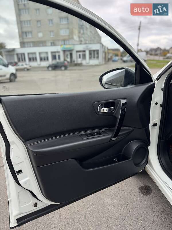 Внедорожник / Кроссовер Nissan Qashqai+2 2013 в Дубно фото 34 Внедорожник / Кроссовер Nissan Qashqai+2 2013 в Дубно
