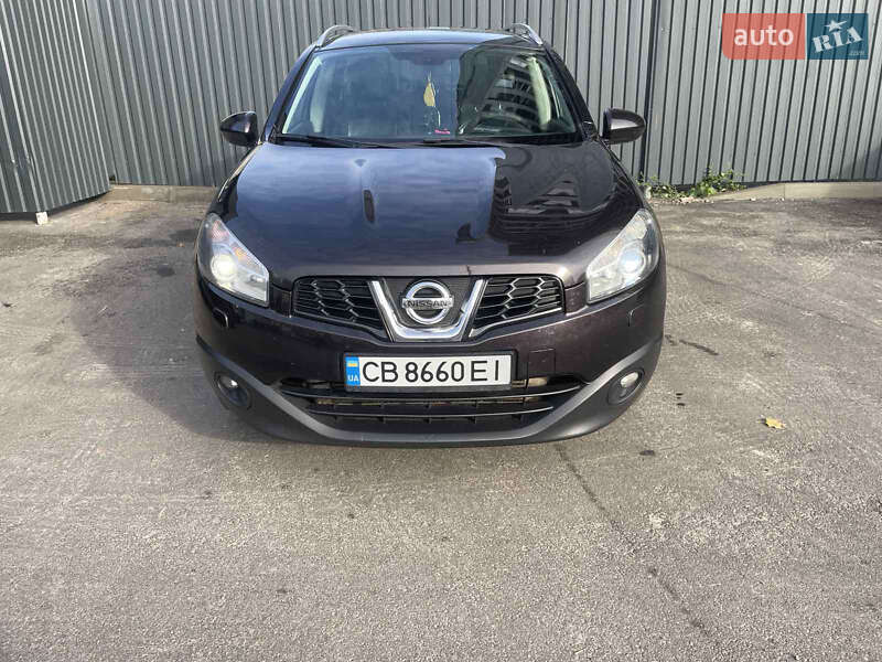 Внедорожник / Кроссовер Nissan Qashqai+2 2010 в Чернигове