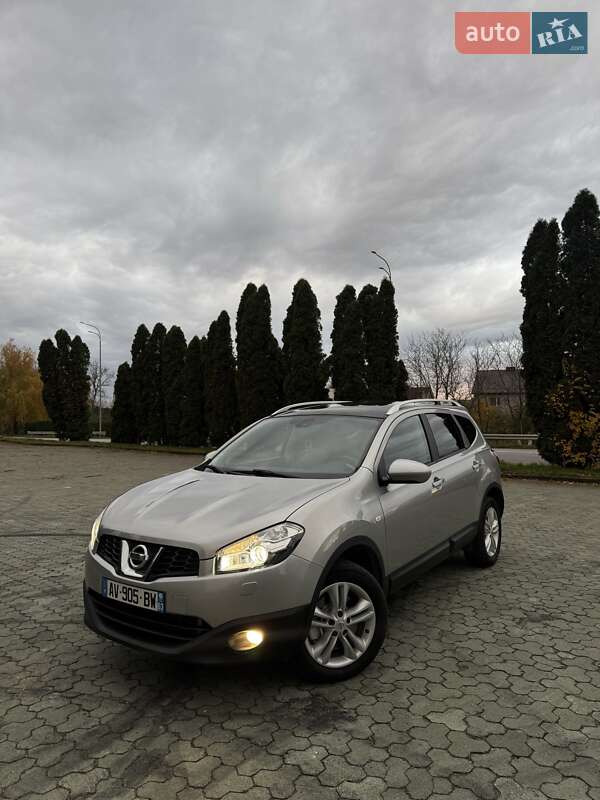 Внедорожник / Кроссовер Nissan Qashqai+2 2011 в Дубно фото 2 Внедорожник / Кроссовер Nissan Qashqai+2 2011 в Дубно