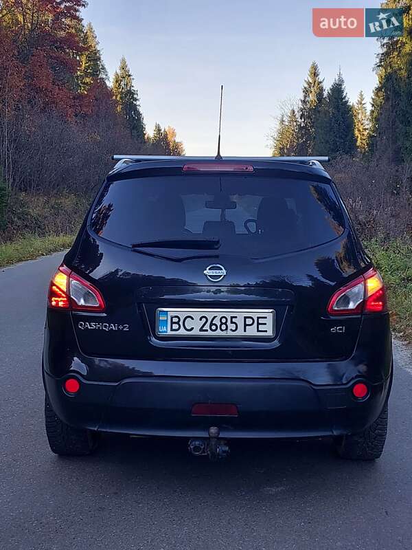 Позашляховик / Кросовер Nissan Qashqai+2 2011 в Турці фото 12 Позашляховик / Кросовер Nissan Qashqai+2 2011 в Турці
