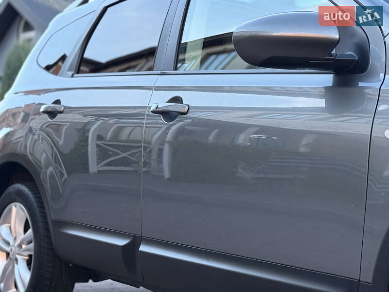 Внедорожник / Кроссовер Nissan Qashqai+2 2011 в Стрые