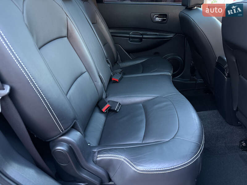 Внедорожник / Кроссовер Nissan Qashqai+2 2011 в Стрые