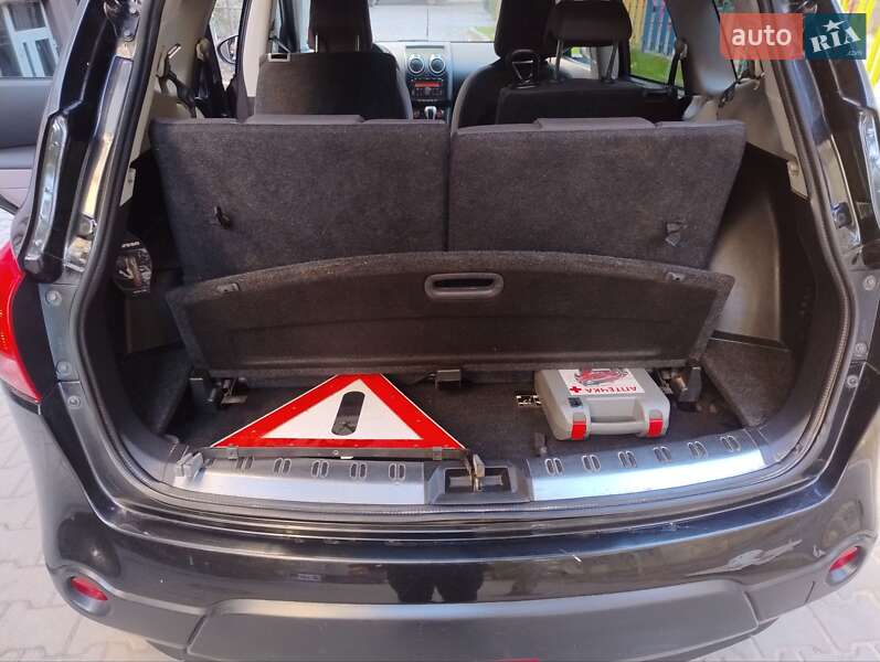 Внедорожник / Кроссовер Nissan Qashqai+2 2008 в Одессе