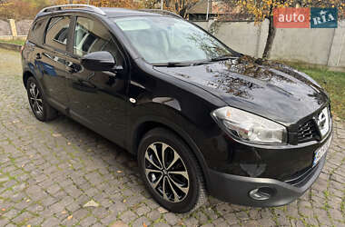 Позашляховик / Кросовер Nissan Qashqai+2 2012 в Ужгороді