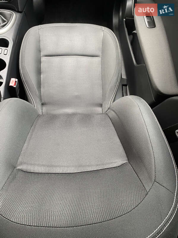 Внедорожник / Кроссовер Nissan Qashqai+2 2013 в Чернигове фото 68 Внедорожник / Кроссовер Nissan Qashqai+2 2013 в Чернигове