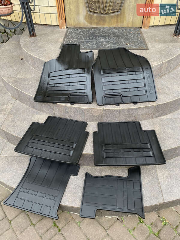 Внедорожник / Кроссовер Nissan Qashqai+2 2013 в Чернигове фото 93 Внедорожник / Кроссовер Nissan Qashqai+2 2013 в Чернигове