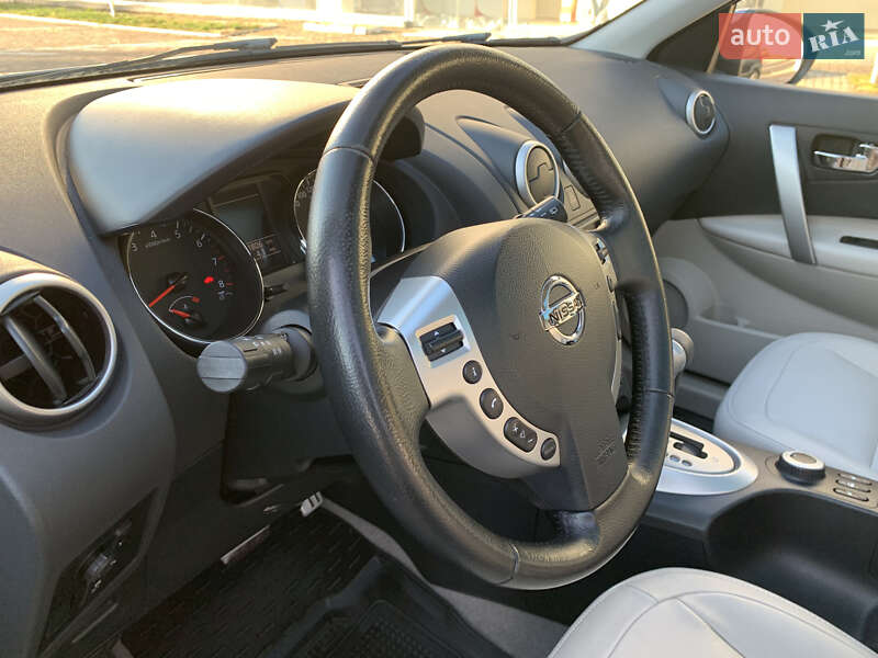 Внедорожник / Кроссовер Nissan Qashqai+2 2012 в Ровно