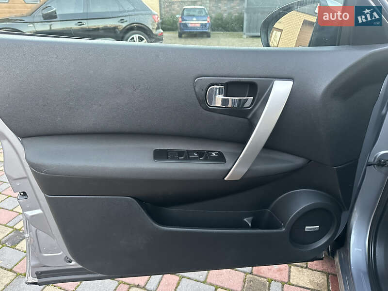 Внедорожник / Кроссовер Nissan Qashqai+2 2012 в Ровно фото 27 Внедорожник / Кроссовер Nissan Qashqai+2 2012 в Ровно