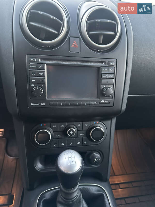 Внедорожник / Кроссовер Nissan Qashqai+2 2012 в Ровно фото 36 Внедорожник / Кроссовер Nissan Qashqai+2 2012 в Ровно