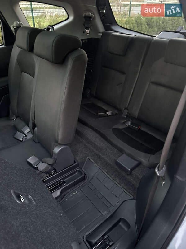Внедорожник / Кроссовер Nissan Qashqai+2 2012 в Ровно фото 72 Внедорожник / Кроссовер Nissan Qashqai+2 2012 в Ровно