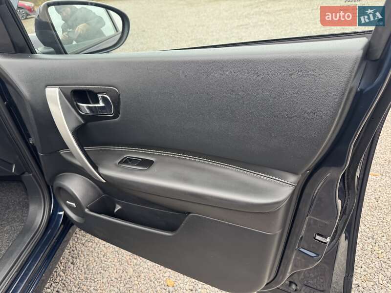 Внедорожник / Кроссовер Nissan Qashqai+2 2011 в Ровно фото 46 Внедорожник / Кроссовер Nissan Qashqai+2 2011 в Ровно