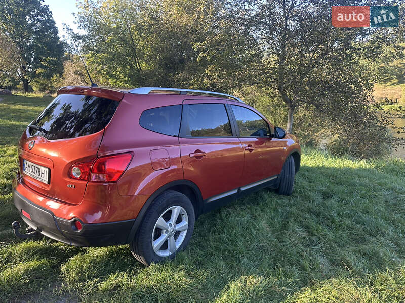 Внедорожник / Кроссовер Nissan Qashqai+2 2008 в Звягеле фото 4 Внедорожник / Кроссовер Nissan Qashqai+2 2008 в Звягеле