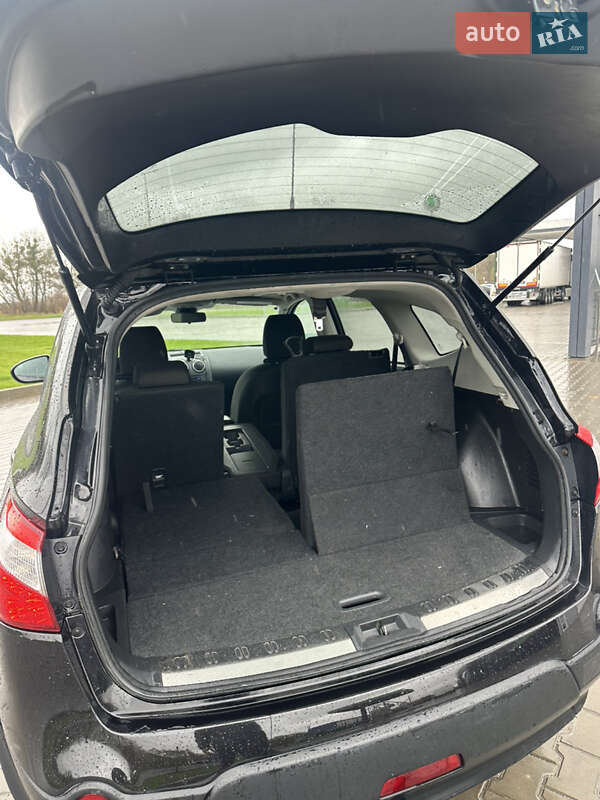 Позашляховик / Кросовер Nissan Qashqai+2 2011 в Луцьку
