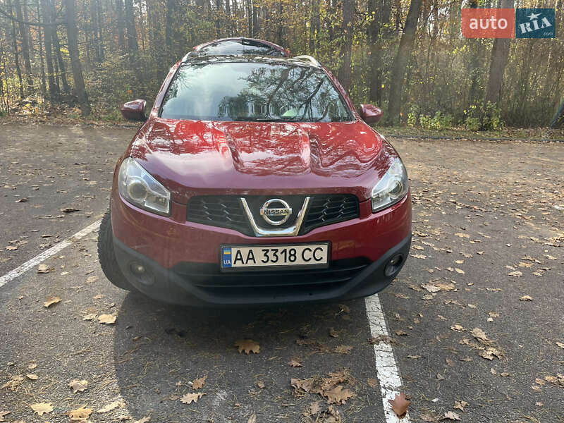 Внедорожник / Кроссовер Nissan Qashqai+2 2012 в Житомире