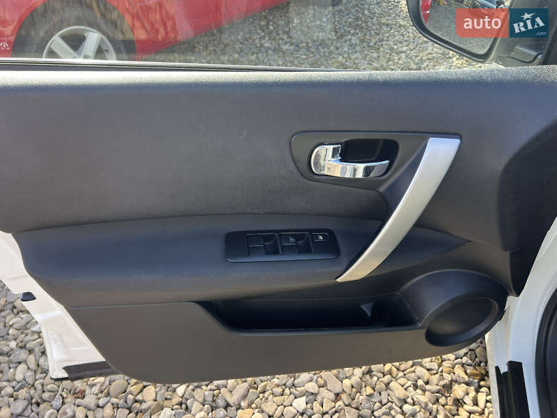 Внедорожник / Кроссовер Nissan Qashqai+2 2012 в Коломые