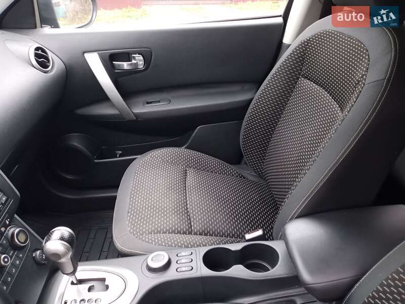 Внедорожник / Кроссовер Nissan Qashqai+2 2008 в Киеве