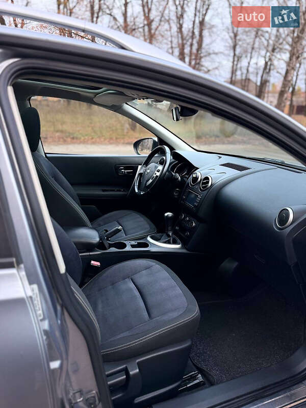 Позашляховик / Кросовер Nissan Qashqai+2 2010 в Сумах фото 9 Позашляховик / Кросовер Nissan Qashqai+2 2010 в Сумах