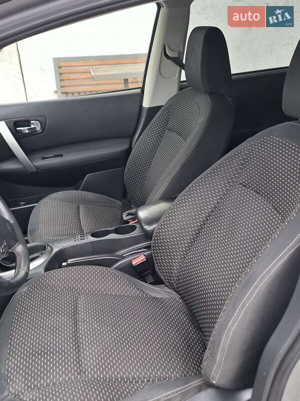 Внедорожник / Кроссовер Nissan Qashqai+2 2008 в Ровно