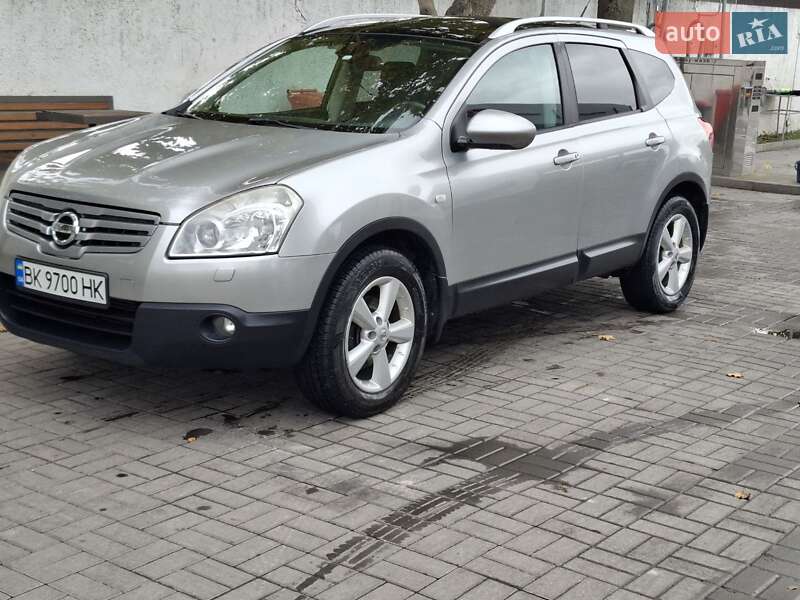 Внедорожник / Кроссовер Nissan Qashqai+2 2008 в Ровно