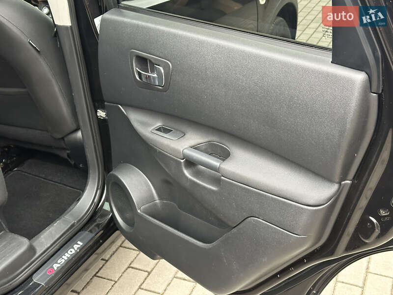 Внедорожник / Кроссовер Nissan Qashqai+2 2011 в Луцке фото 33 Внедорожник / Кроссовер Nissan Qashqai+2 2011 в Луцке