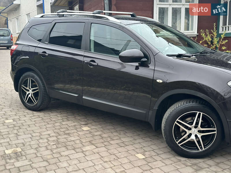 Внедорожник / Кроссовер Nissan Qashqai+2 2011 в Коломые фото 4 Внедорожник / Кроссовер Nissan Qashqai+2 2011 в Коломые