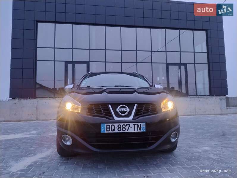Позашляховик / Кросовер Nissan Qashqai+2 2012 в Тернополі