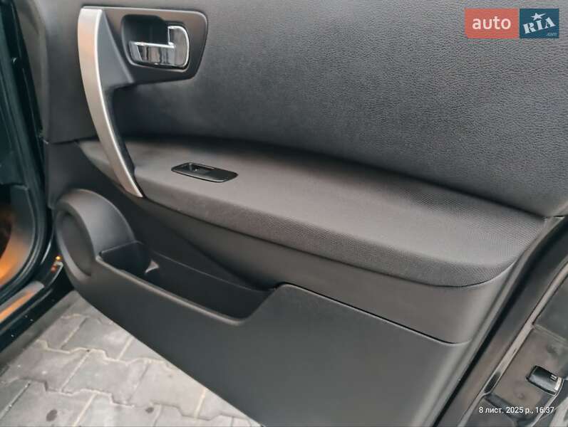 Позашляховик / Кросовер Nissan Qashqai+2 2012 в Тернополі