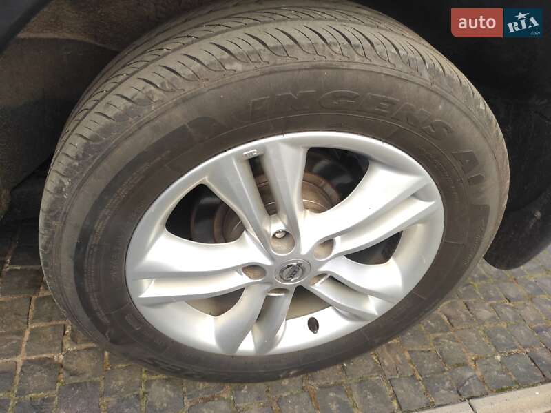 Внедорожник / Кроссовер Nissan Qashqai+2 2011 в Ровно