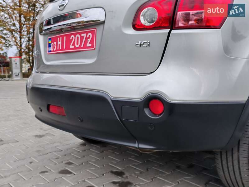 Позашляховик / Кросовер Nissan Qashqai+2 2009 в Стрию