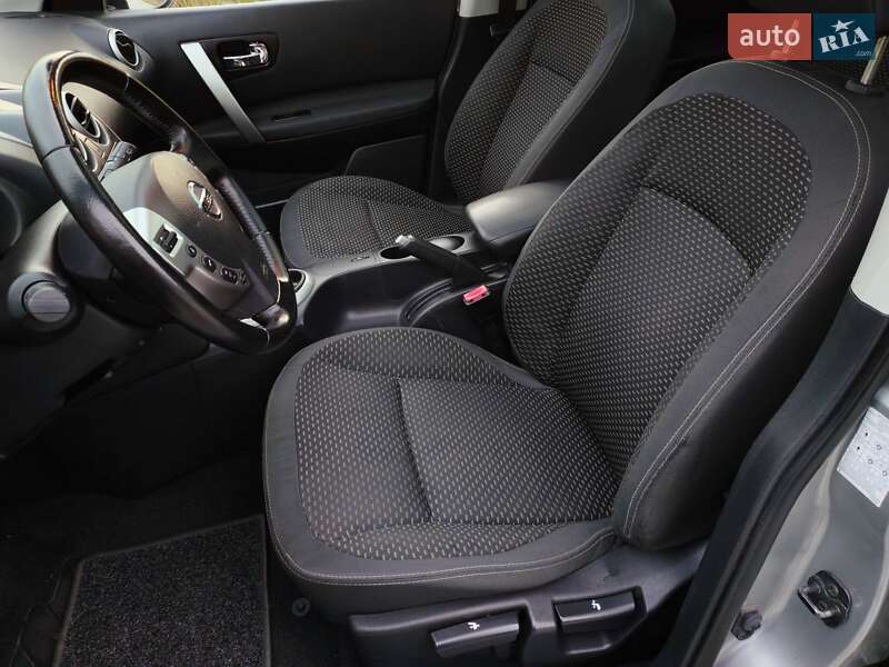 Позашляховик / Кросовер Nissan Qashqai+2 2009 в Стрию