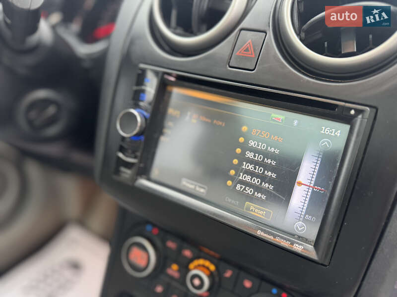 Внедорожник / Кроссовер Nissan Qashqai+2 2012 в Сарнах фото 48 Внедорожник / Кроссовер Nissan Qashqai+2 2012 в Сарнах